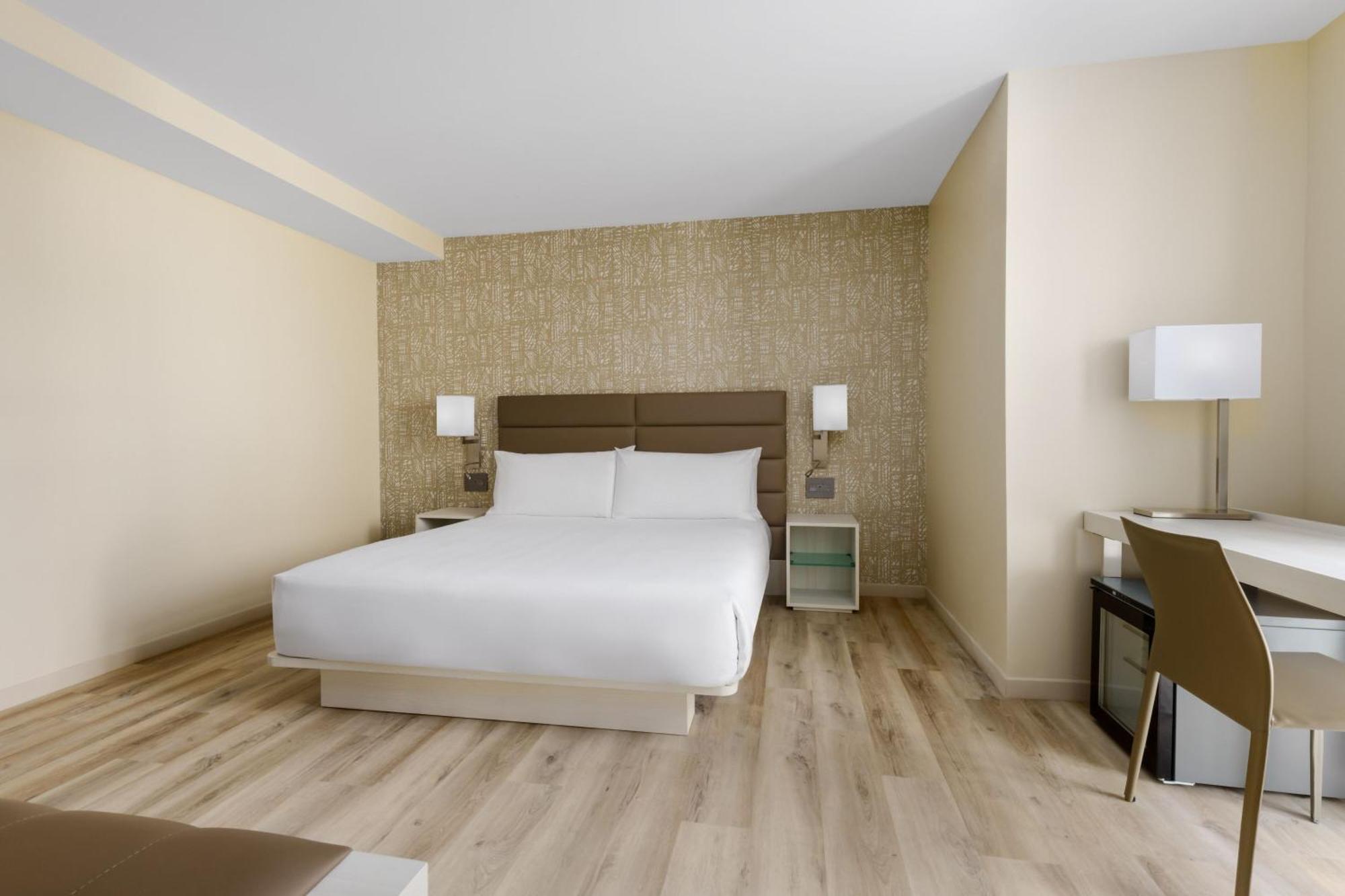 Ac Hotel By Marriott Naples 5Th Avenue Εξωτερικό φωτογραφία