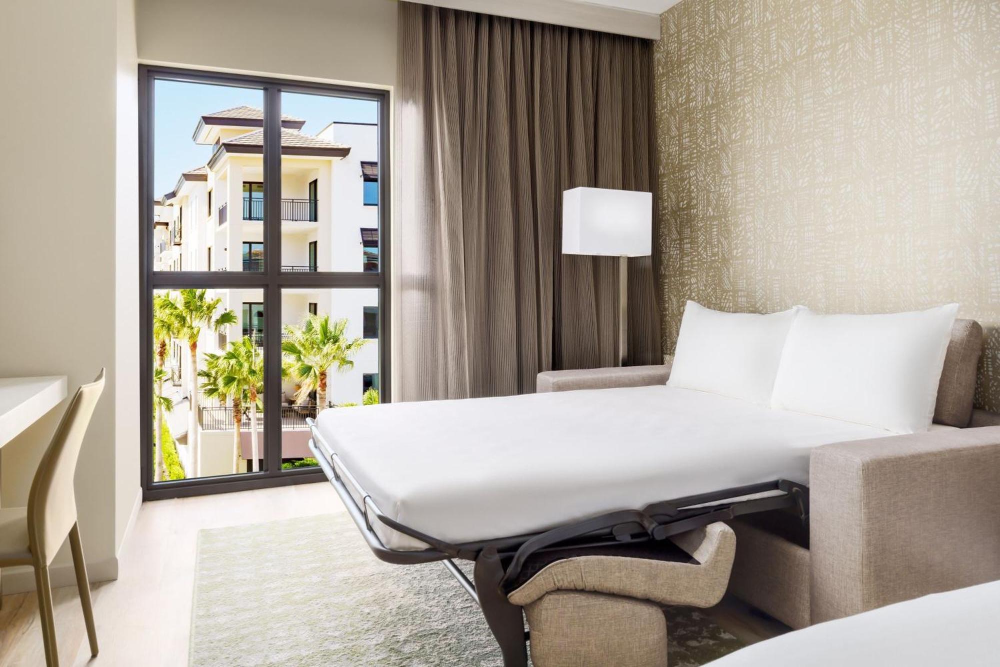 Ac Hotel By Marriott Naples 5Th Avenue Εξωτερικό φωτογραφία