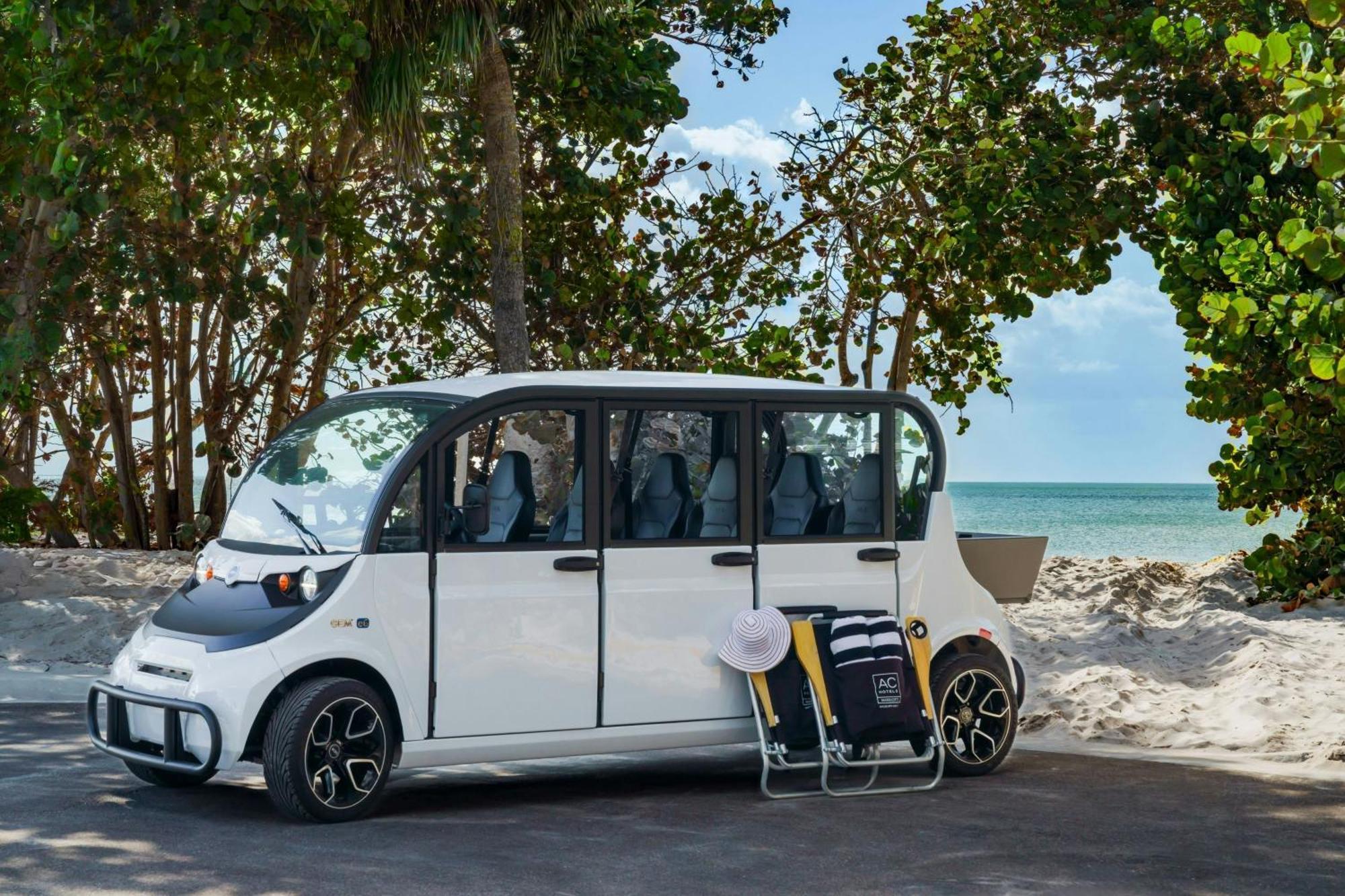 Ac Hotel By Marriott Naples 5Th Avenue Εξωτερικό φωτογραφία